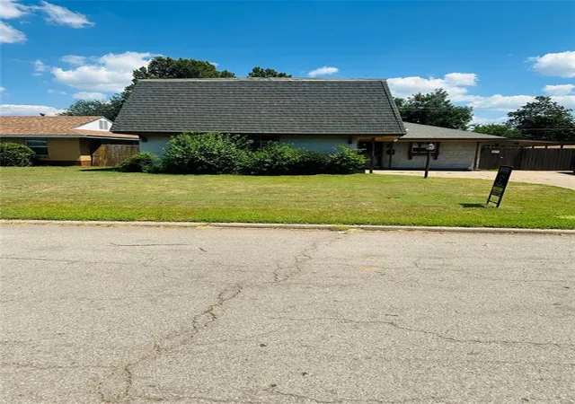 1st image of 2312 S Mansfield Ave, Oklahoma City, OK 73115 | MLS# 1187014