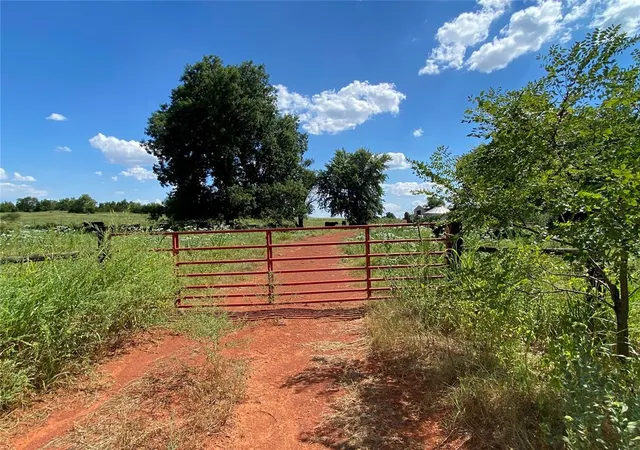 Photo 4 of Land for sale at 160 Acres W County Rd 69, Crescent, OK 73028 | MLS# 1187107 | Listing updated on 2025-11-04