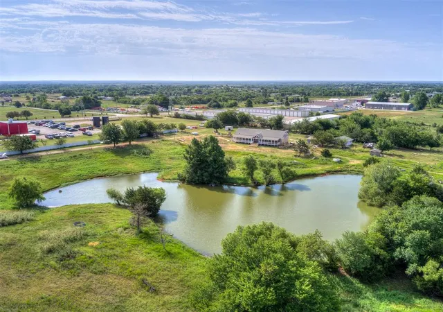 24th image of 4124 E Horseshoe Ln, Moore, OK 73160 | MLS# 1187167