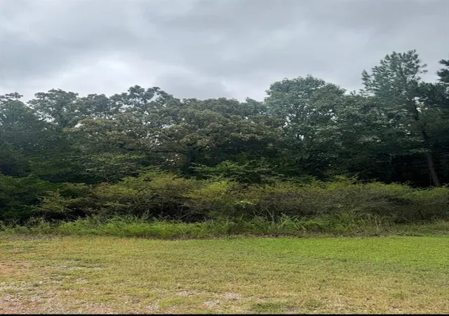 Photo 3 of Land for sale at 15 Comanche Rd, Norman, OK 73026 | MLS# 1187425 | Listing updated on 2026-08-17