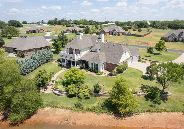50th image of 2720 Long Lake Pl, Norman, OK 73026 | MLS# 1187525