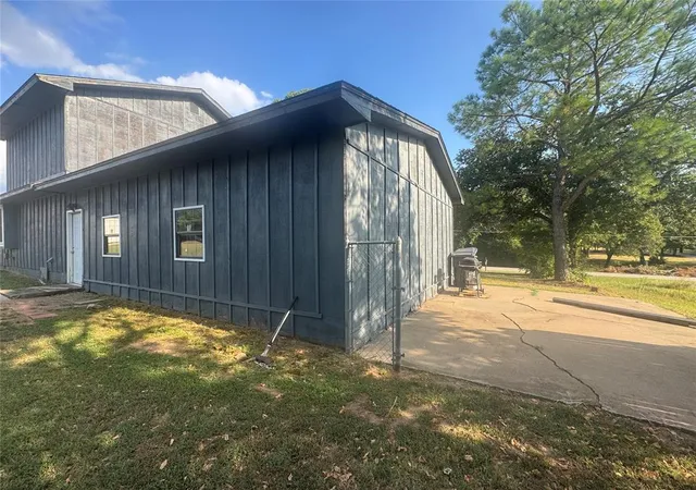 4th image of 2807 Mcclain Rd, Ardmore, OK 73401 | MLS# 1187611