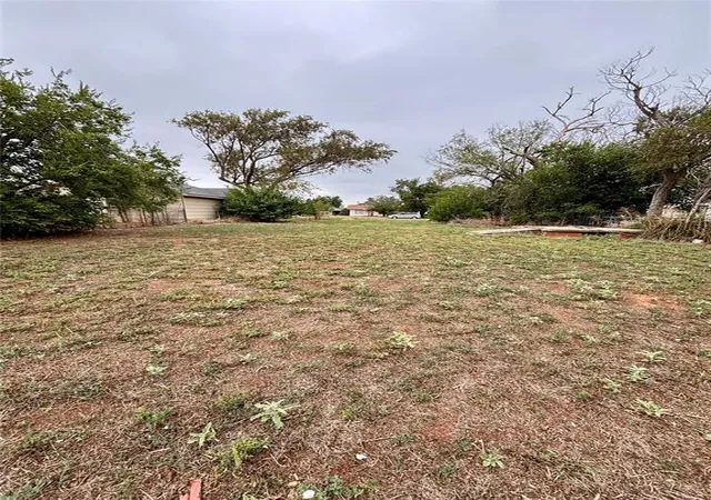 Homes for sale in Altus, OK | 1108 N Willard St, Altus, OK 73521 | MLS# 1187624