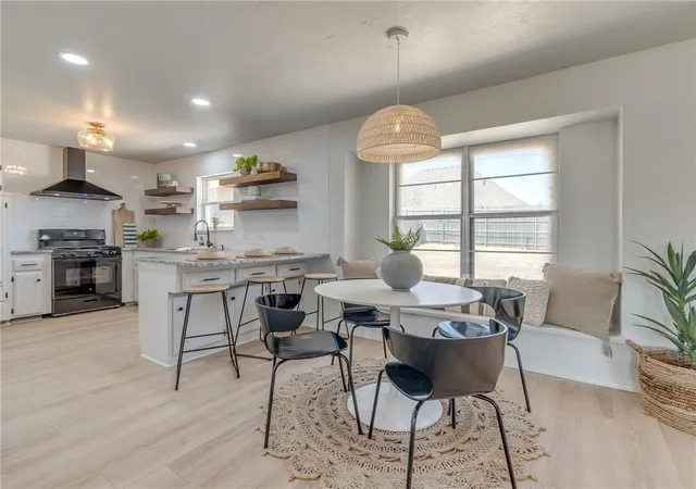 Photo 4 of Single family home for sale at 5613 NW 115th Street, Oklahoma City, OK 73162 | MLS# 1187640 | Listing updated on 2026-02-17