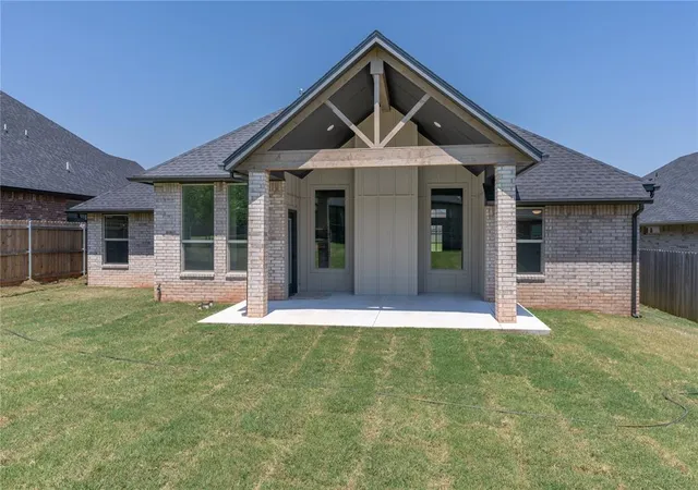 Photo 39 of Single family home for sale at 9216 Sw 42nd St, Oklahoma City, OK 73179 | MLS# 1187756 | Listing updated on 2025-11-24