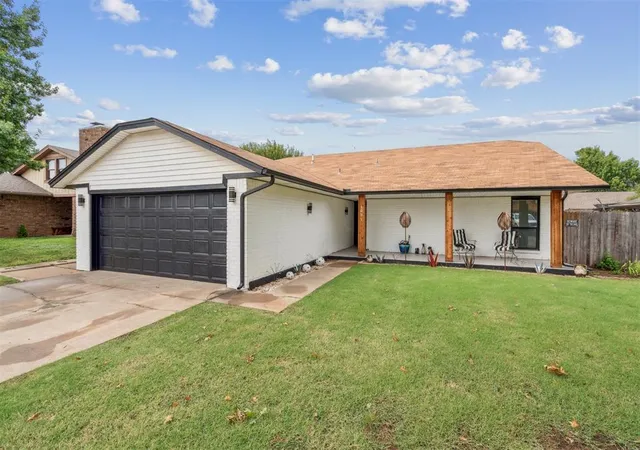 1st image of 1051 Royal Ln, Yukon, OK 73099 | MLS# 1189037