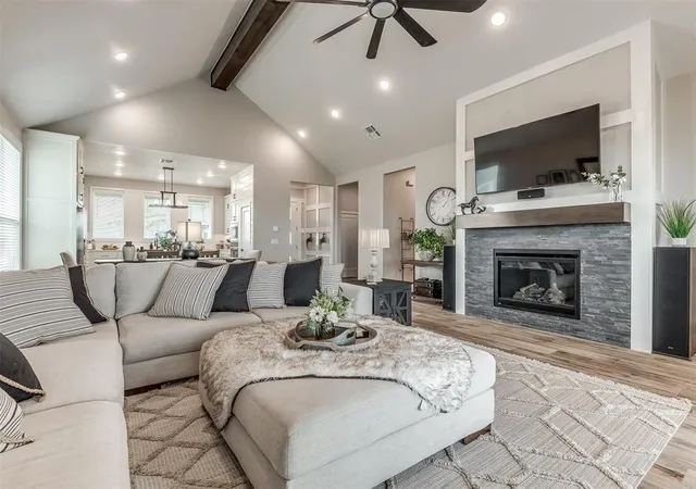 Photo 3 of Single family home for sale at 15417 Jasper Ln, Edmond, OK 73013 | MLS# 1189120 | Listing updated on 2025-09-17
