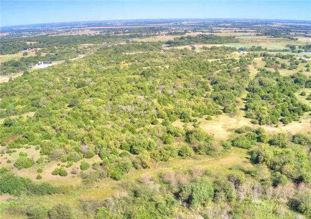 1st image of Se Ladd & 210th #Lot E, Purcell, OK 73080 | MLS# 1189134
