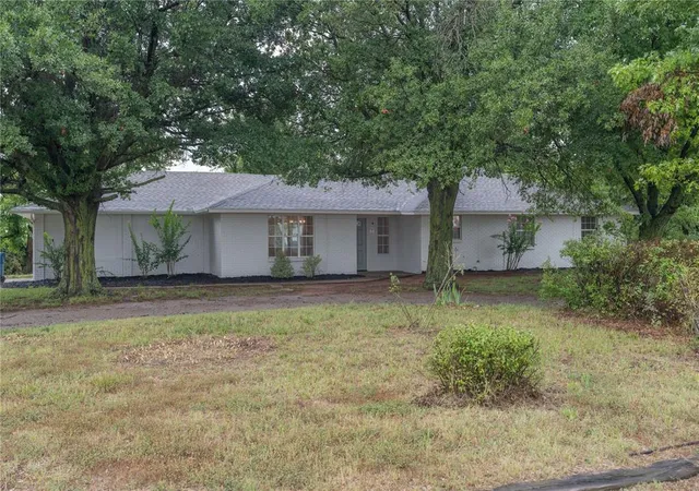 2nd image of 801 Quail Ridge Rd, Newcastle, OK 73065 | MLS# 1189157