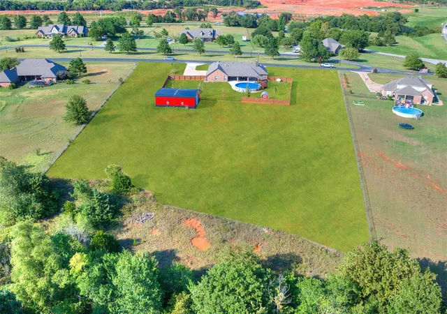 49th image of 4210 Paradise Dr, Blanchard, OK 73010 | MLS# 1189247