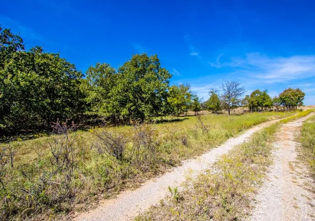 3rd image of E 1730 Rd, Tussy, OK 73533 | MLS# 1189258
