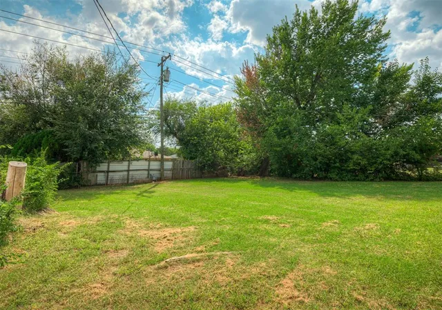 Photo 46 of Single family home for sale at 2926 Nw 72nd St, Oklahoma City, OK 73116 | MLS# 1189504 | Listing updated on 2025-11-03