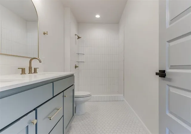 image of 2814 Shoreridge Ave, Norman, OK 73072