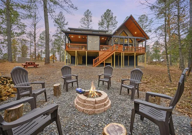 Photo 2 of Single Family Residence at 814 W Eagle Mountain Trl, Broken Bow, OK 74728 | MLS# 1189563 | | Sold on 2025-11-21