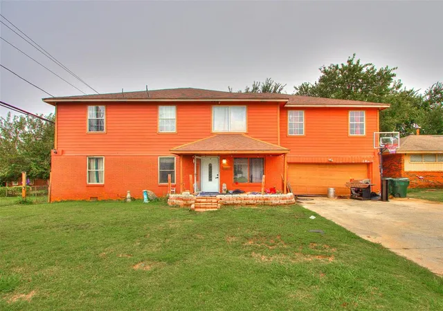 2nd image of 108 W Glenhaven Dr, Oklahoma City, OK 73110 | MLS# 1189586