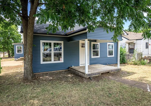 Homes for sale in Lawton, OK | 1602 Nw Columbia Ave, Lawton, OK 73507 | MLS# 1189654
