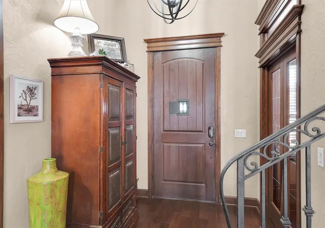 5th image of 612 Old Home Pl, Yukon, OK 73099 | MLS# 1189746