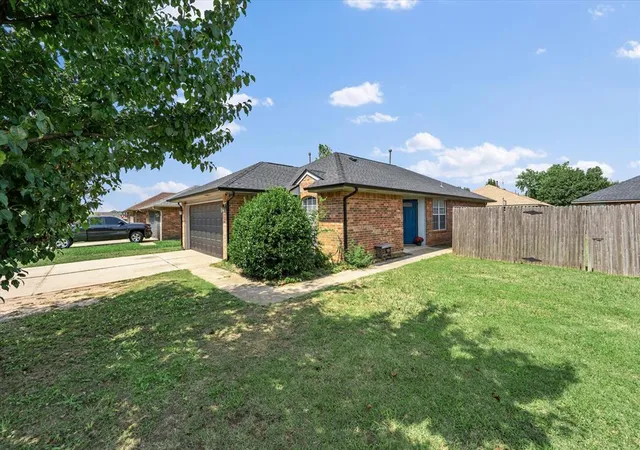Photo 2 of Single family home for sale at 629 Nw 121st Street, Oklahoma City, OK 73114 | MLS# 1190021 | Listing updated on 2025-11-05