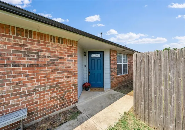 Photo 3 of Single family home for sale at 629 NW 121st Street, Oklahoma City, OK 73114 | MLS# 1190021 | Listing updated on 2025-11-05
