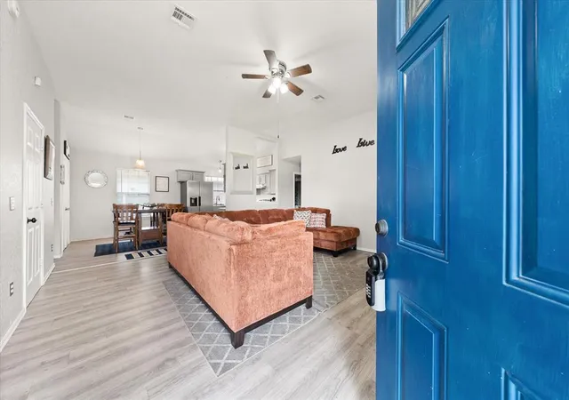 Photo 4 of Single family home for sale at 629 NW 121st Street, Oklahoma City, OK 73114 | MLS# 1190021 | Listing updated on 2025-11-05