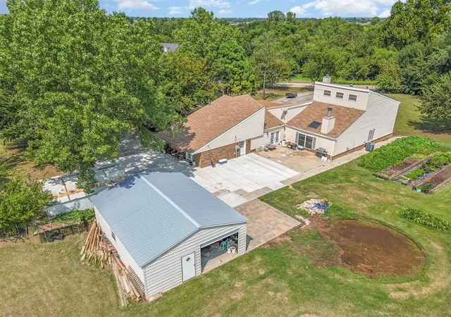 2nd image of 620 Sw 5th St, Newcastle, OK 73065 | MLS# 1190030