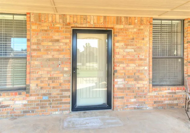 Photo 49 of Single family home for sale at 945 Fox Run Ln, Blanchard, OK 73010 | MLS# 1190036 | Listing updated on 2025-11-23
