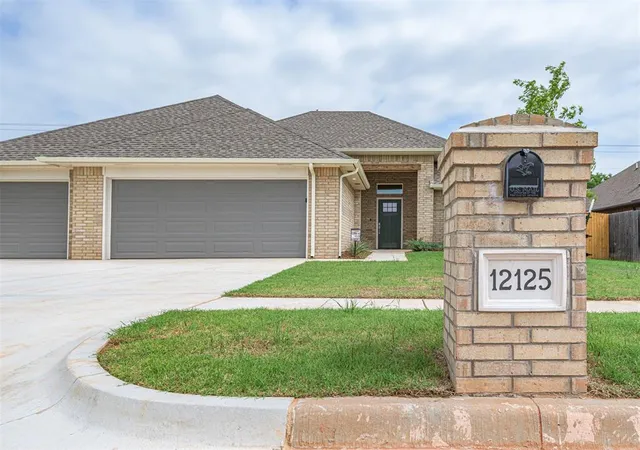 Homes for sale in Mustang, OK | 12125 Sw 45Th Ter, Mustang, OK 73064 | MLS# 1190075