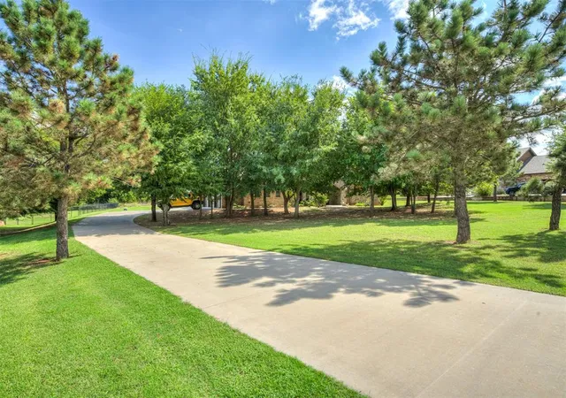 3rd image of 3910 Sienna Rdg, Newcastle, OK 73065 | MLS# 1190129
