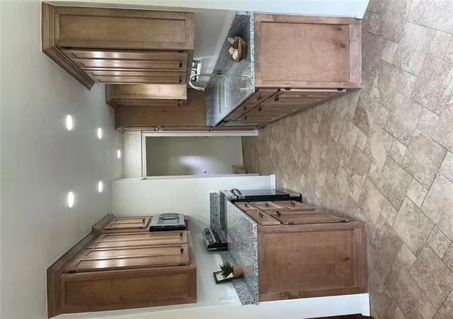 3rd image of 3324 Ash Ln, Norman, OK 73072 | MLS# 1190407