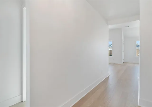 Photo 4 of Single family home for sale at 315 Woodrock St, Harrah, OK 73045 | MLS# 1190484 | Listing updated on 2026-08-26
