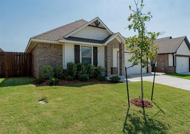 4th image of 3200 W Open Prairie Trl, Yukon, OK 73099 | MLS# 1190685