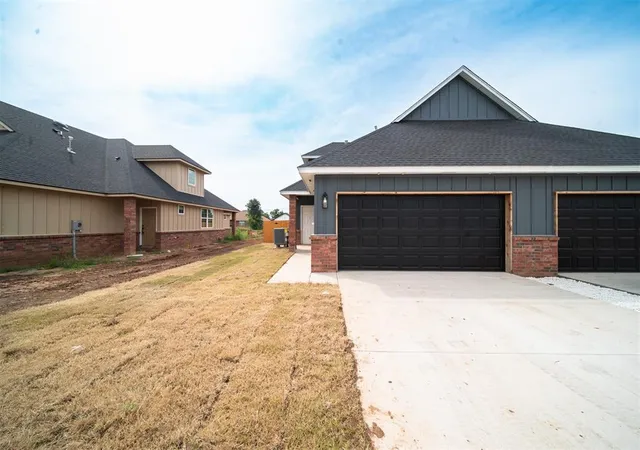 Photo 4 of Single family home for sale at 236 NW 122nd Street, Oklahoma City, OK 73114 | MLS# 1190785 | Listing updated on 2025-09-25