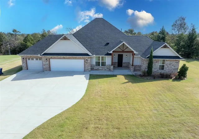 Photo 1 of Single family home for sale at 5520 Sunset Ridge Rd, Newalla, OK 74857 | MLS# 1190807 | Listing updated on 2025-10-24