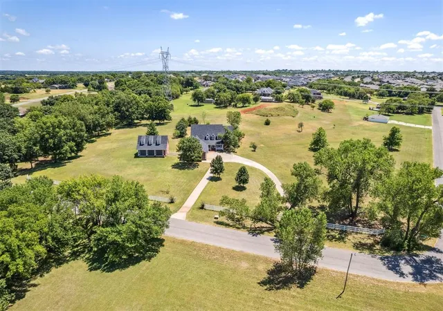 4th image of 614 Little River Rd, Norman, OK 73071 | MLS# 1191084
