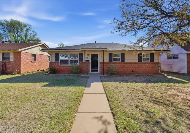 Homes for sale in Hobart, OK | 310 N Park Rd, Hobart, OK 73651 | MLS# 1191321