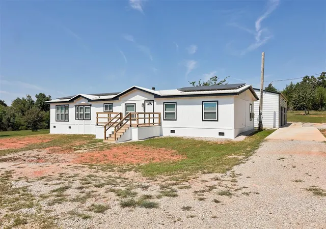 3rd image of 12201 Tamewood Dr, Mcloud, OK 74851 | MLS# 1191395