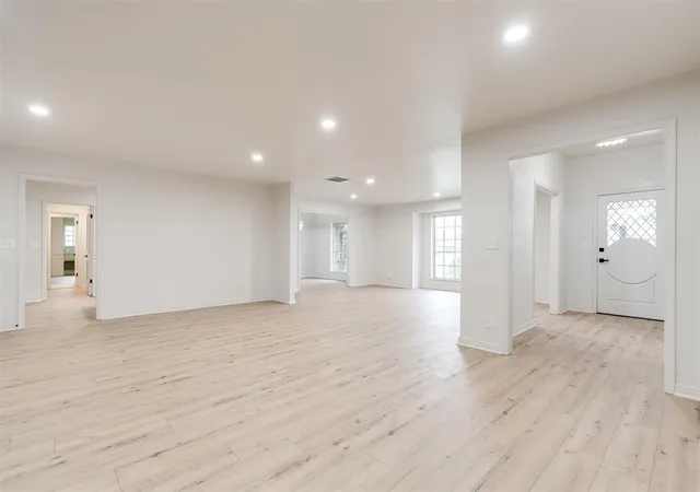 Photo 1 of Sale Pending at 2501 Nw 121st Street, Oklahoma City, OK 73120 | MLS# 1191409 | Listing updated on 2025-11-12