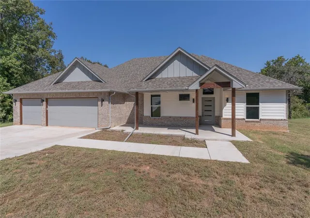 Photo 3 of Single family home for sale at 21301 SE 103rd Street, Newalla, OK 74857 | MLS# 1191483 | Listing updated on 2025-12-03