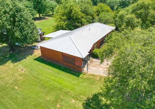 Homes for sale in Byars, OK | 414 S 3Rd St, Byars, OK 74831 | MLS# 1191565