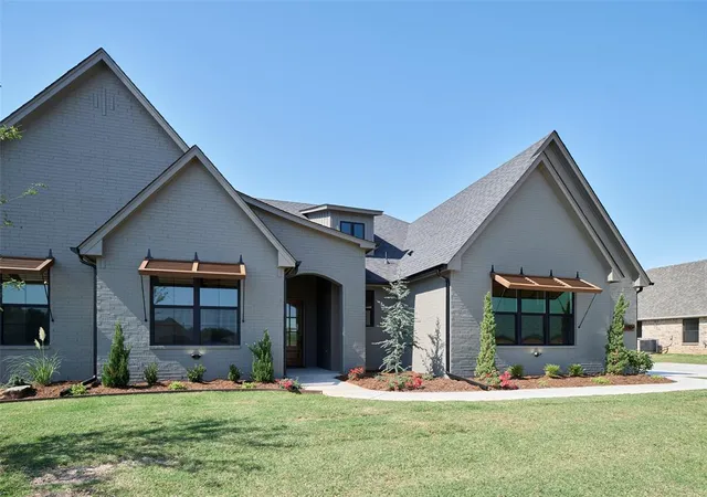 3rd image of 11809 Josie Ln, Oklahoma City, OK 73173 | MLS# 1191644