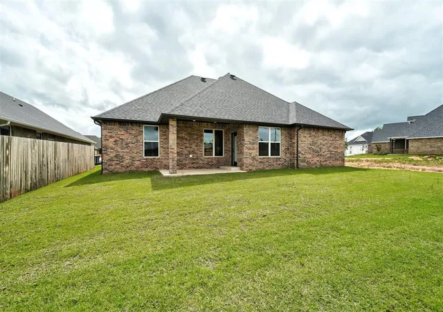 39th image of 5105 Grand Canyon Blvd, Mustang, OK 73064 | MLS# 1191721