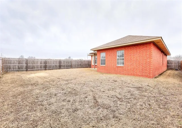 Photo 25 of Single family home for sale at 636 Nw 112th Street, Oklahoma City, OK 73114 | MLS# 1191734 | Listing updated on 2025-09-23