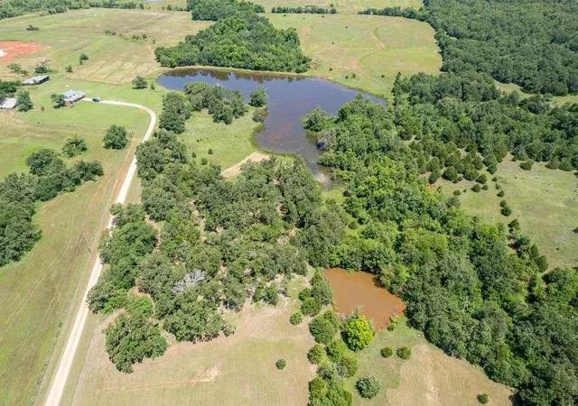 2nd image of 2501 Se 119th St, Mcloud, OK 74851 | MLS# 1191856