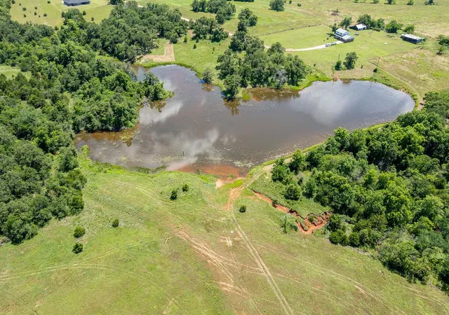 3rd image of 2501 Se 119Th St, Mcloud, OK 74851 | MLS# 1191856
