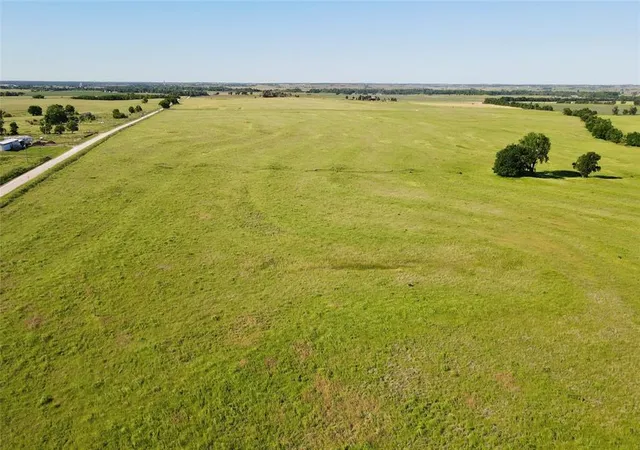 4th image of 0002 County Road 1310, Chickasha, OK 73018 | MLS# 1191909