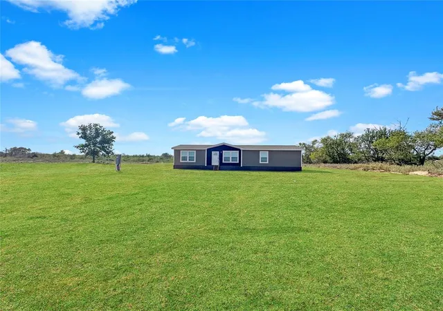 Photo 1 of Single family home for sale at 12327 N 1890 Road, Sayre, OK 73662 | MLS# 1191960 | Listing updated on 2026-10-12