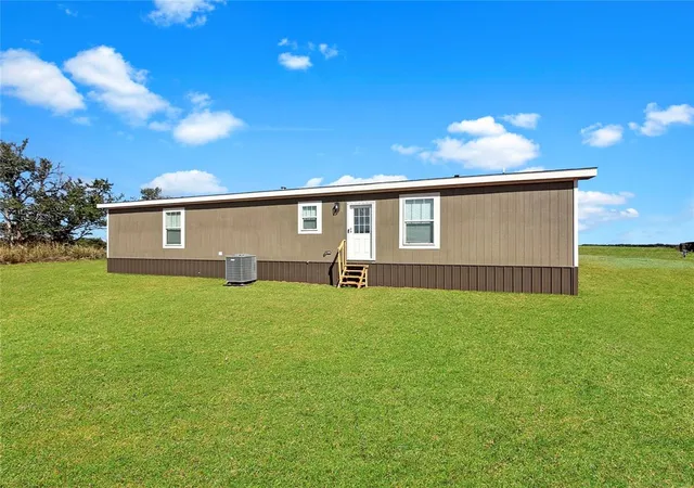 Photo 2 of Single family home for sale at 12327 N 1890 Road, Sayre, OK 73662 | MLS# 1191960 | Listing updated on 2026-10-12