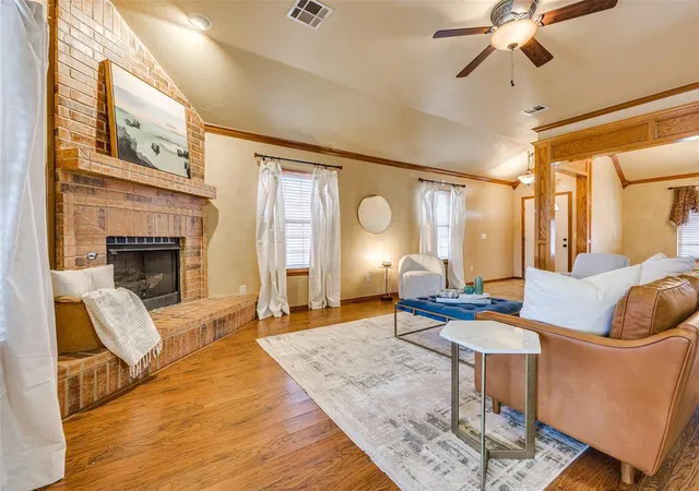 3rd image of 401 N Topaz Way, Mustang, OK 73064 | MLS# 1192020
