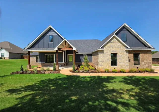 Photo 1 of Single family home for sale at 913 Reedser Way, Choctaw, OK 73020 | MLS# 1192206 | Listing updated on 2026-09-19