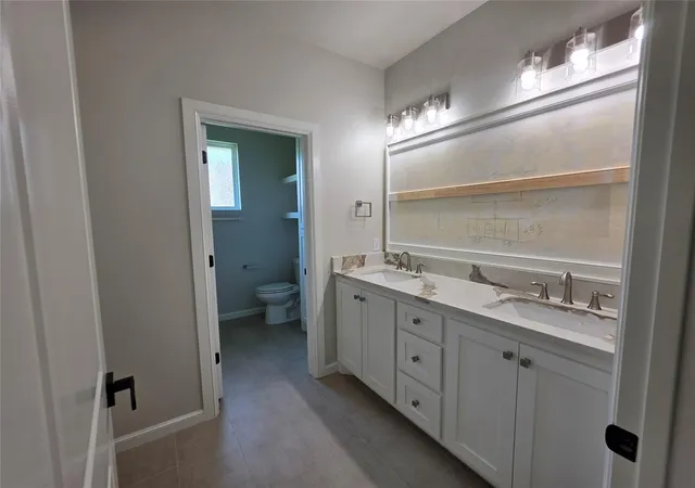 Photo 3 of Single family home for sale at 913 Reedser Way, Choctaw, OK 73020 | MLS# 1192206 | Listing updated on 2026-10-08